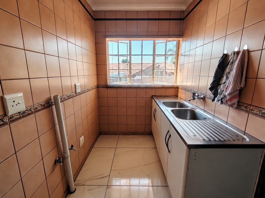 3 Bedroom Property for Sale in Safari Gardens North West